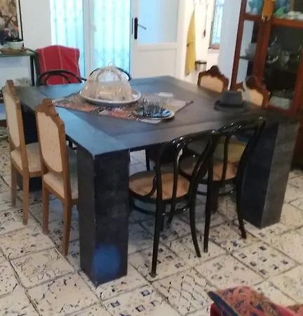 Arrivederci לינה וארוחת בוקר